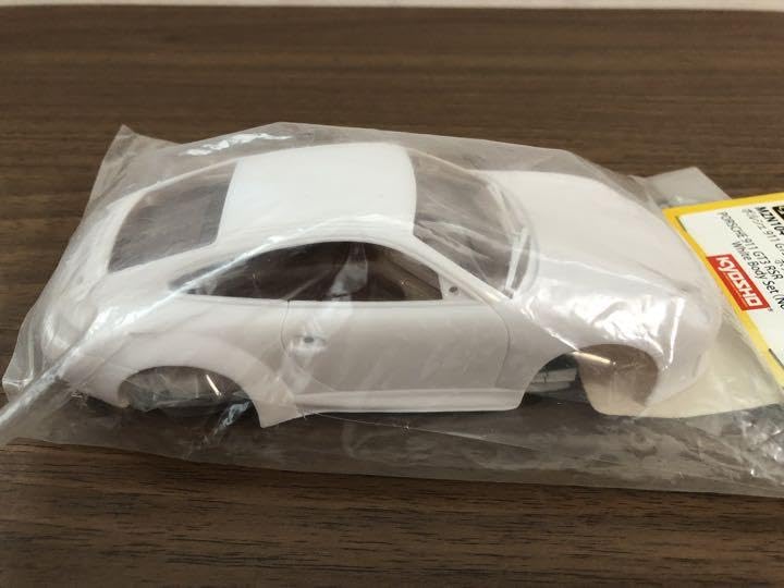 Kyosho Porsche 911 GT3 RS White Body set (w/rims) MZN232 *Wheel Base 90mm*