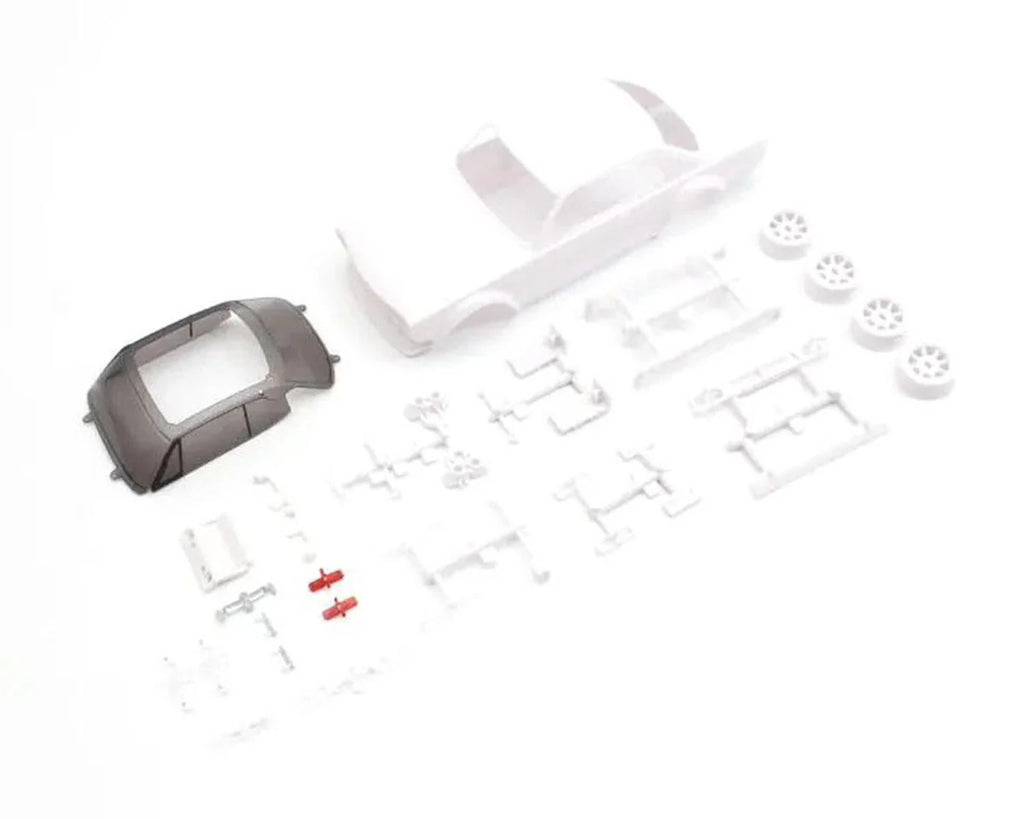 Kyosho NISSAN SKYLINE 2000GT-R (KPGC10) Tuned Ver. White Body set (w/Rim for AWD) MZN216